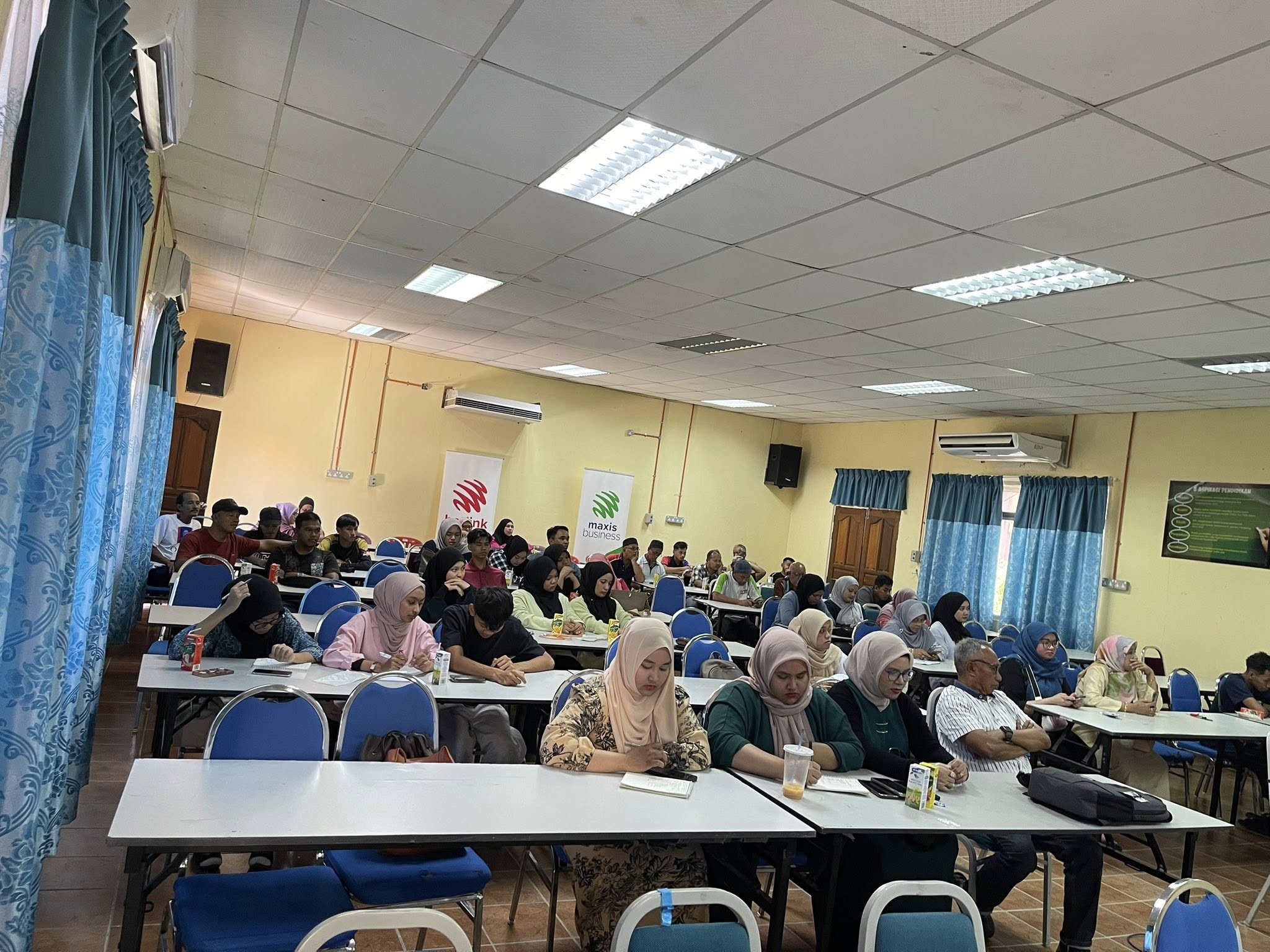 MAXIS e-Kelas Usahawan (Bengkel Pemasaran Digital)