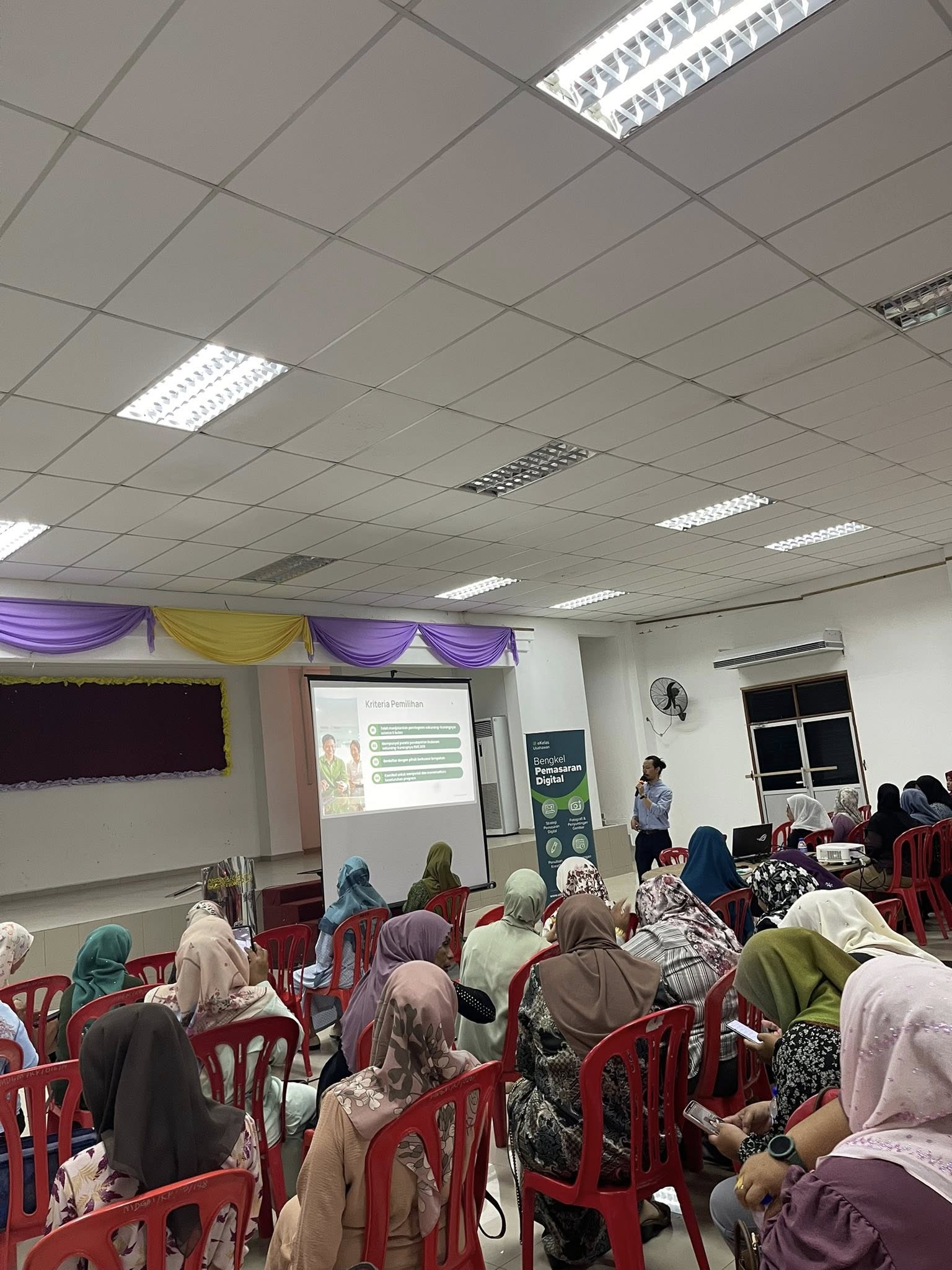 Kelas e-Usawan MAXIS